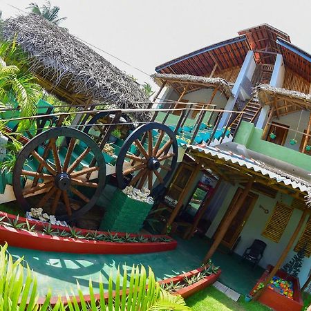 Neem Garden Guest House バッティカロア エクステリア 写真