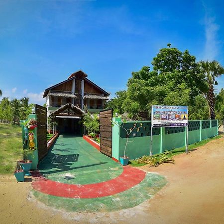 Neem Garden Guest House バッティカロア エクステリア 写真