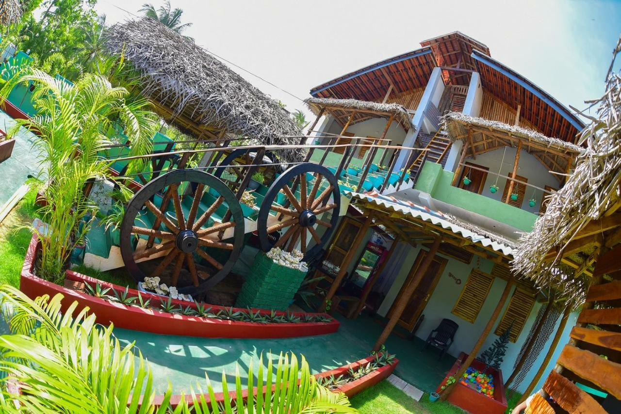 Neem Garden Guest House バッティカロア エクステリア 写真