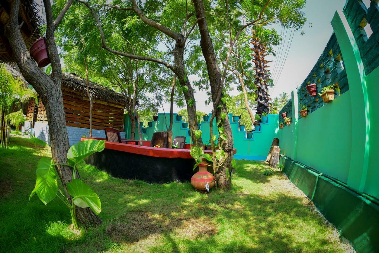 Neem Garden Guest House バッティカロア エクステリア 写真