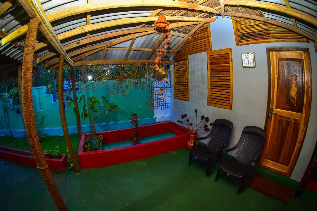 Neem Garden Guest House バッティカロア エクステリア 写真
